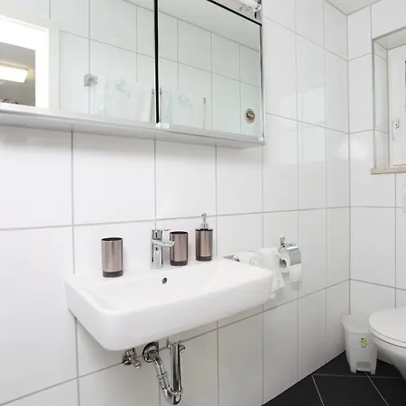 Apartment Gaestehaus Scherrer *